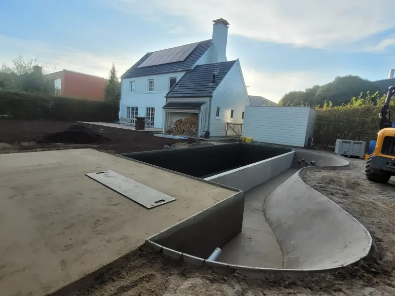 Zwemvijver ruwbouw